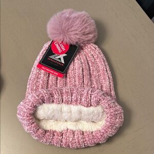 ZeroXposur Pink Fuzzy Pom-Pom Beanie